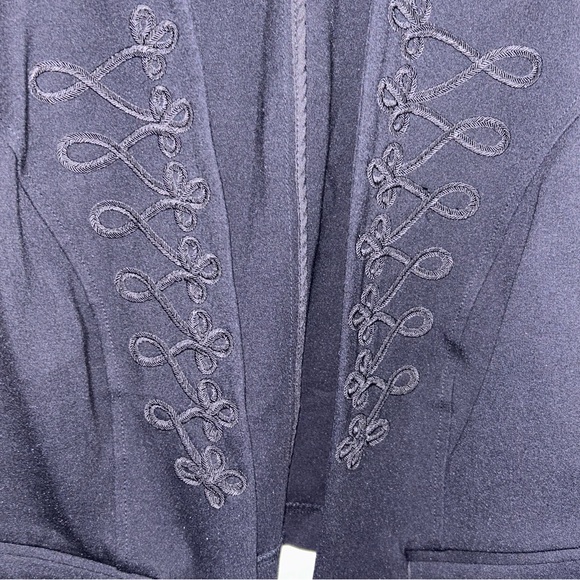 Torrid Jacket sz 3-Does not button up. Material has slight stretch - Picture 2 of 6